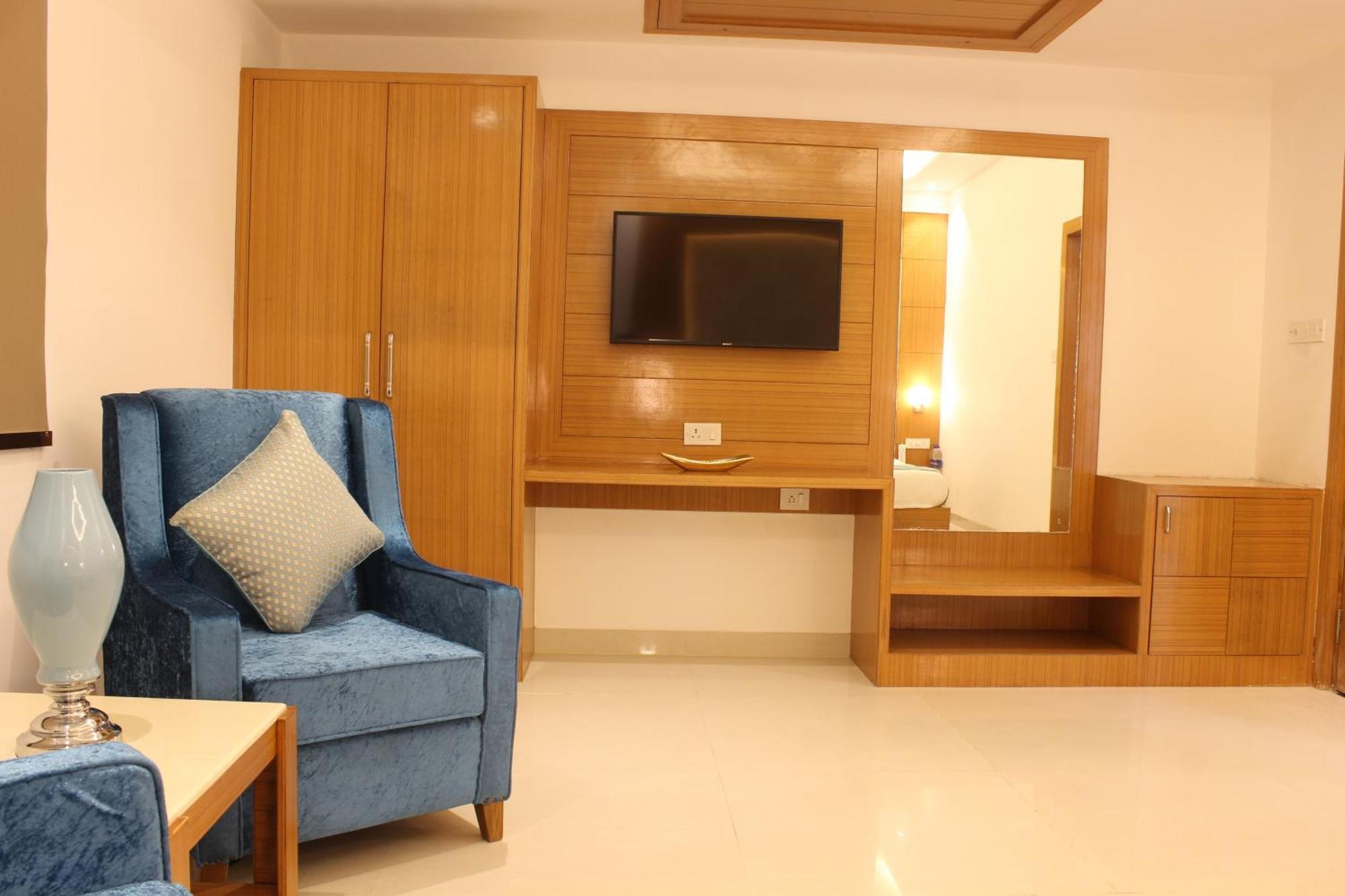 Hotel Star By Star Group- Near Delhi Airport Νέο Δελχί Εξωτερικό φωτογραφία