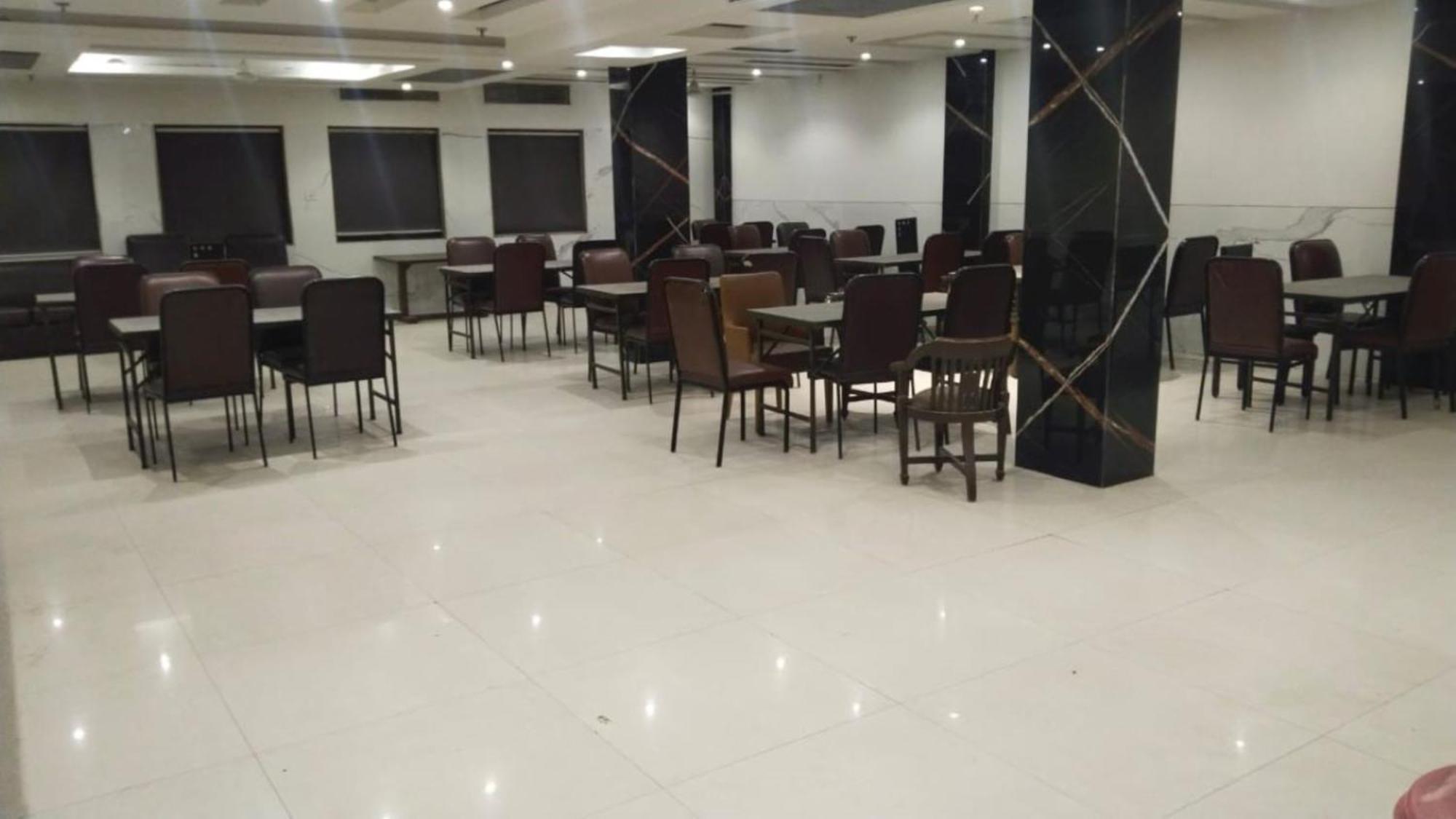 Hotel Star By Star Group- Near Delhi Airport Νέο Δελχί Εξωτερικό φωτογραφία